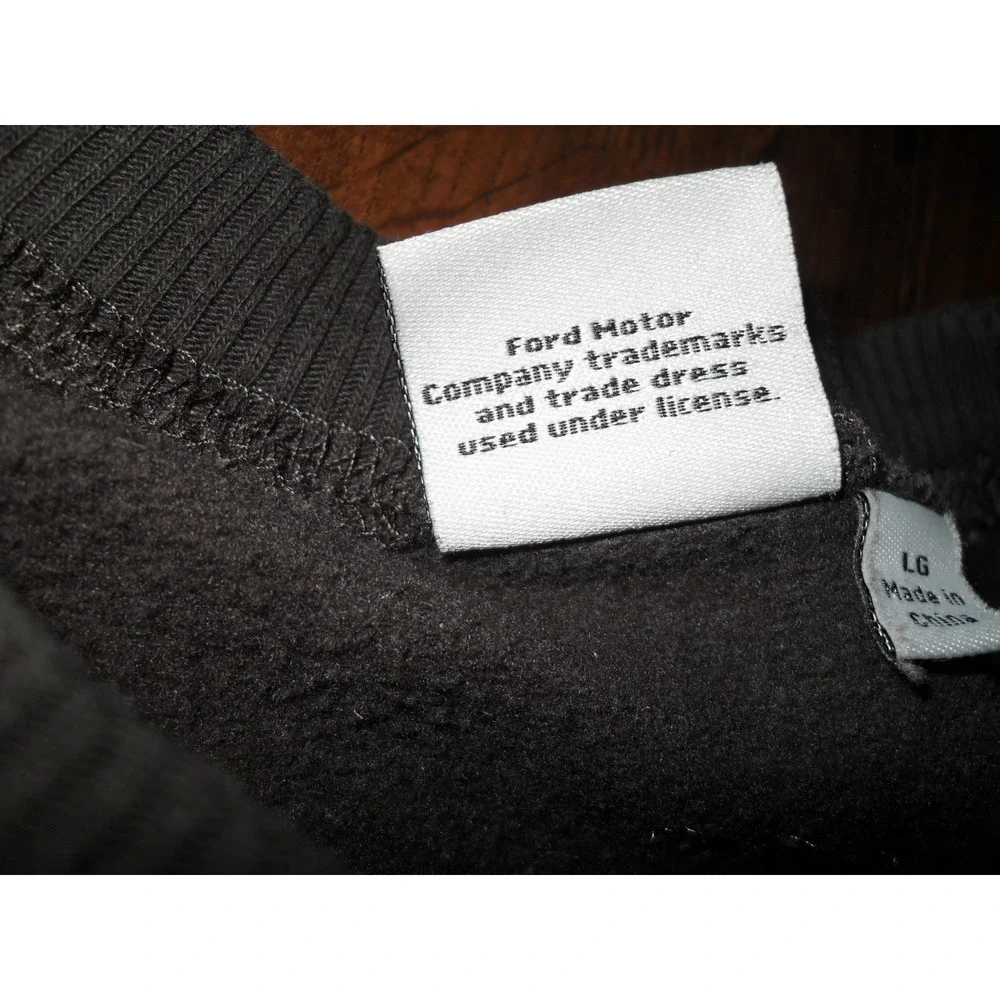 Ford‎ Mustang Bred For Speed Kids Black Graphic Sweatshirt Pullover Large LG
